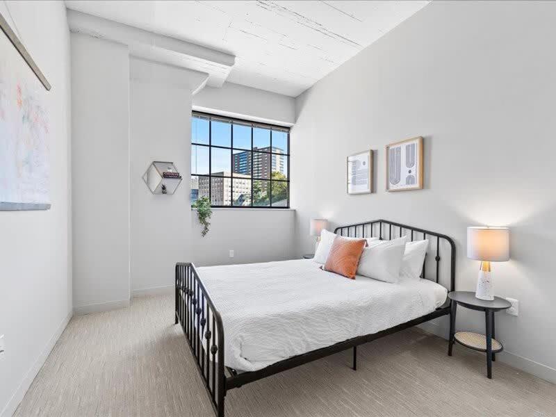 Cozysuites Trendy 1Br, Downtown พิตต์สเบิร์ก ภายนอก รูปภาพ